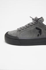 Arcus Suede Gray